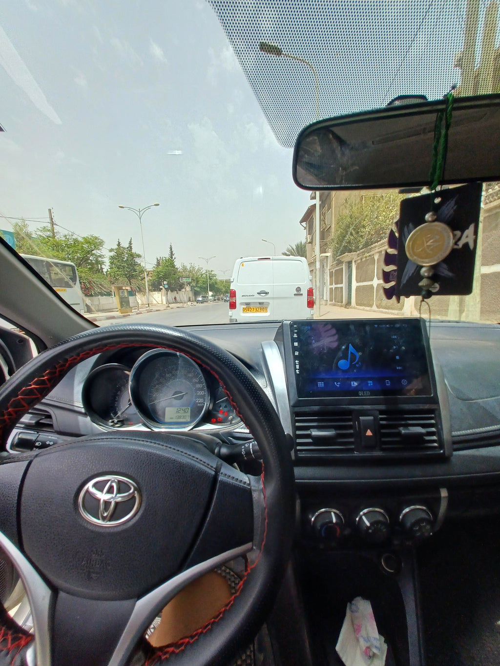 Tablette android Yaris sedan nv