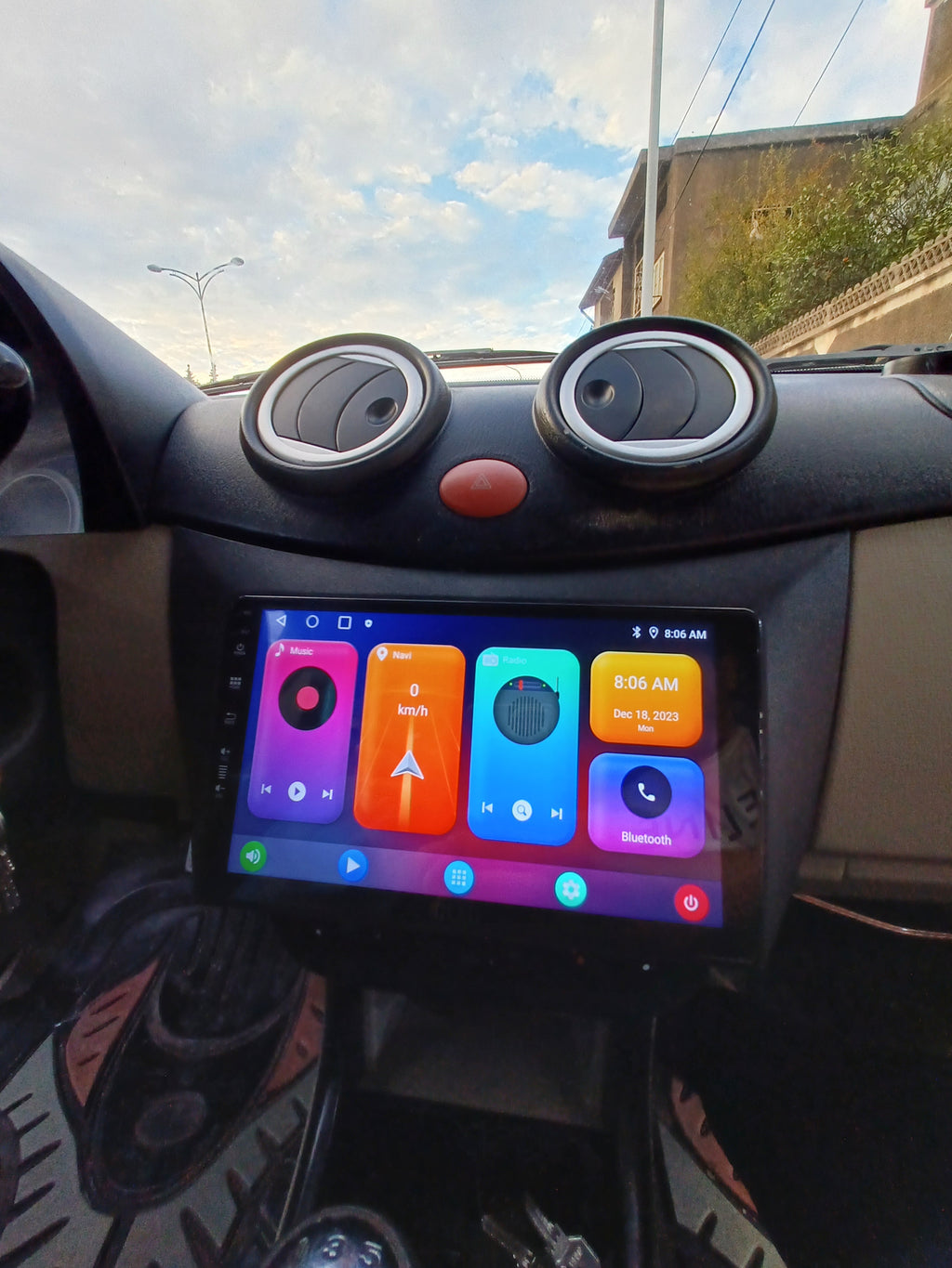 Tablette android Lifan 320