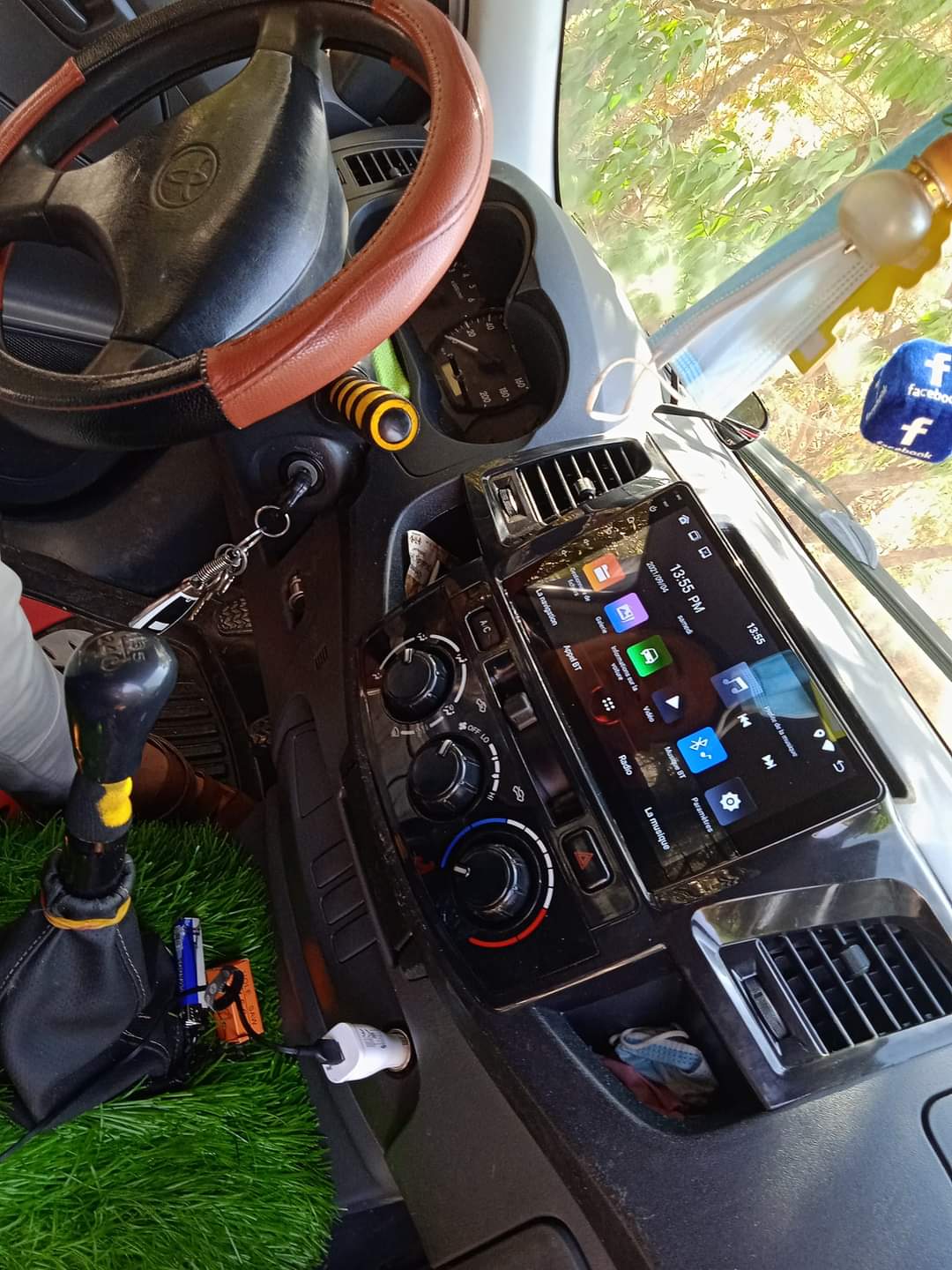 Tablette android Toyota Hilux