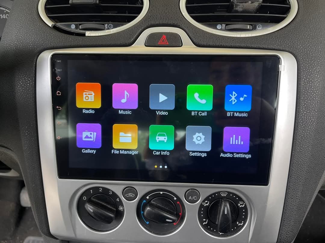 Tablette android Ford focus ancien clim manual