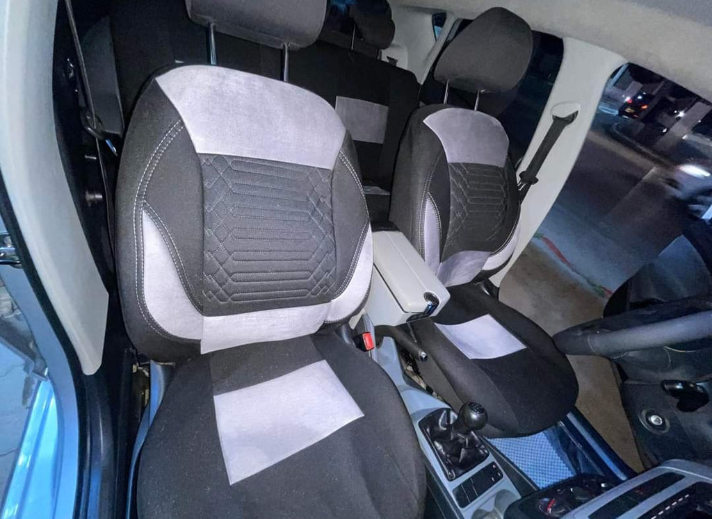 LES HOUSSES ST1 POUR LES VOITURE