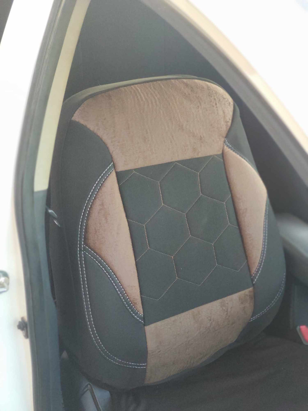 LES HOUSSES ST1 POUR LES VOITURE